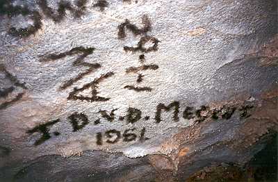Graffiti on white ceiling[PSwart]